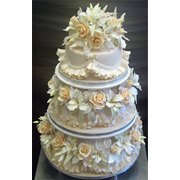 Свадебный торт «Цветочный каскад»